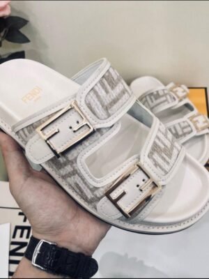 Fendi Feel Sandal Beige/White/Gold
