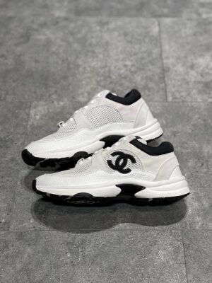 Chanel CC Logo Runner Sneaker White/Black