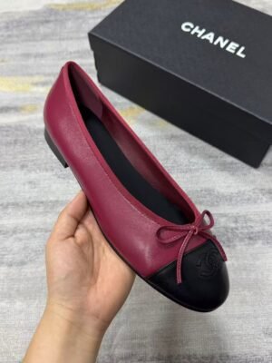 Chanel Ballet Flats Leather Cap Toe Bow - Burgundy Black