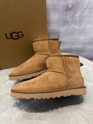 UGG Classic Ultra Mini Boots Chestnut