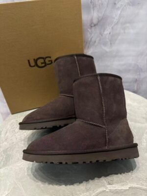 UGG Classic Short Boots Chocolate Brown