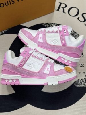 Louis Vuitton LV Trainer Sneakers Pink / White
