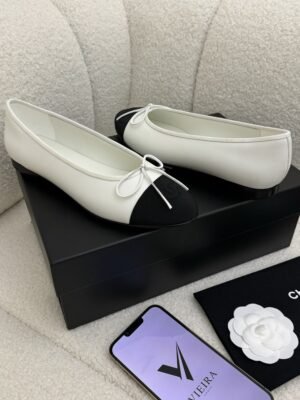 Chanel Ballet Flats Leather Bow - White/Black