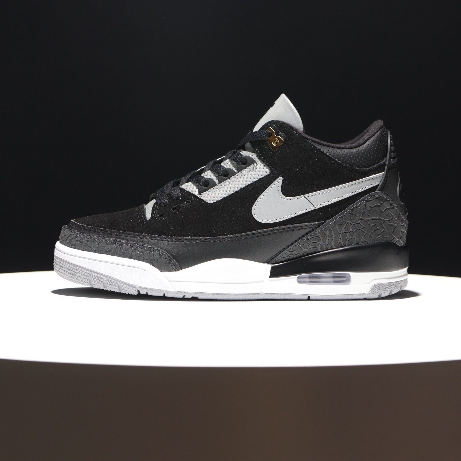 Air Jordan 3 Black Cement - Image 2