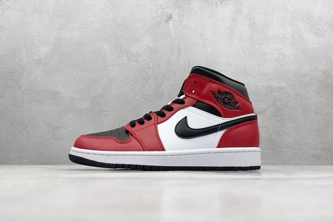 Air Jordan 1 Mid "Chicago Black Toe" - Image 2