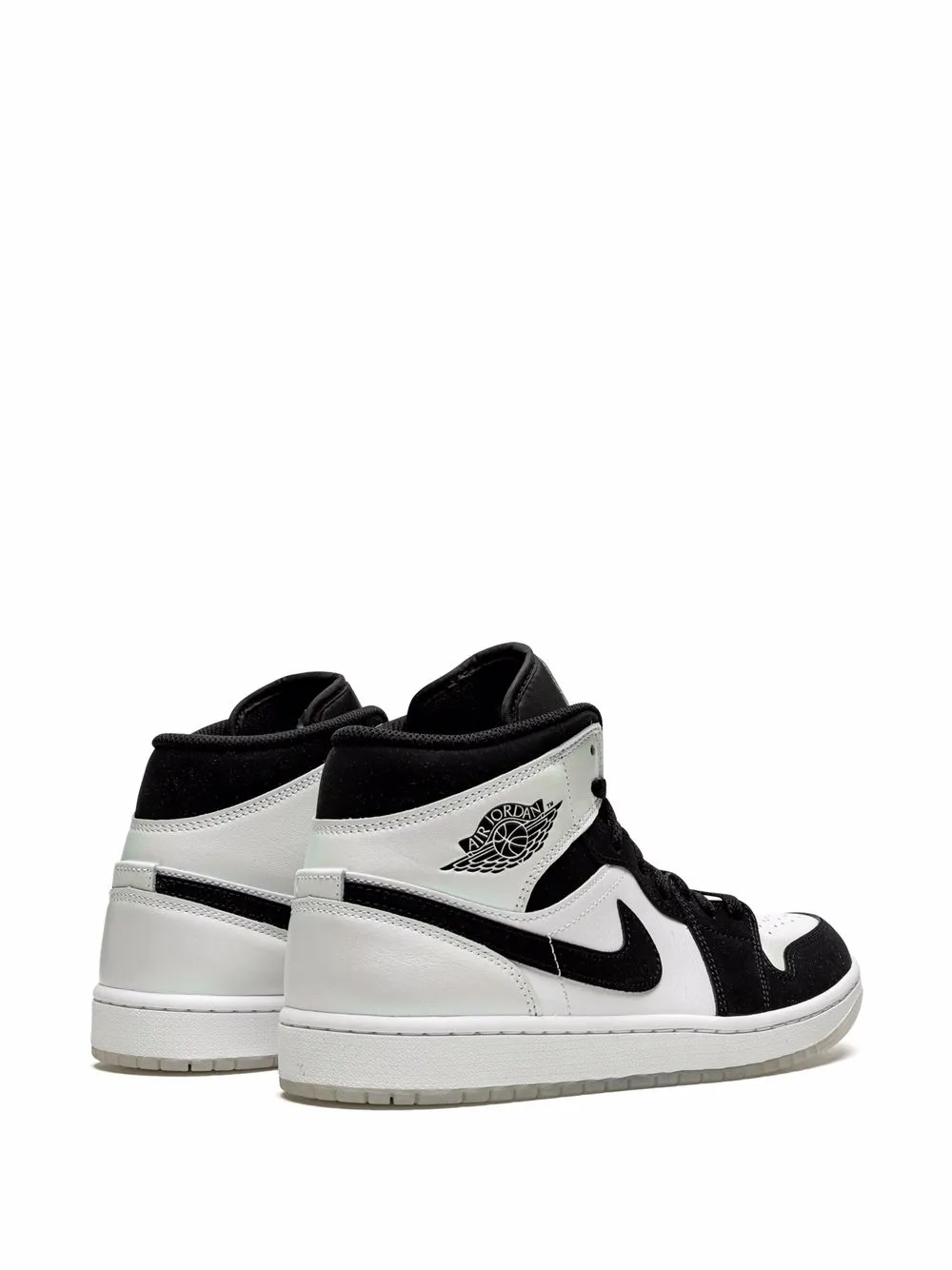AIR JORDAN 1 MID Diamond Shorts - Image 3