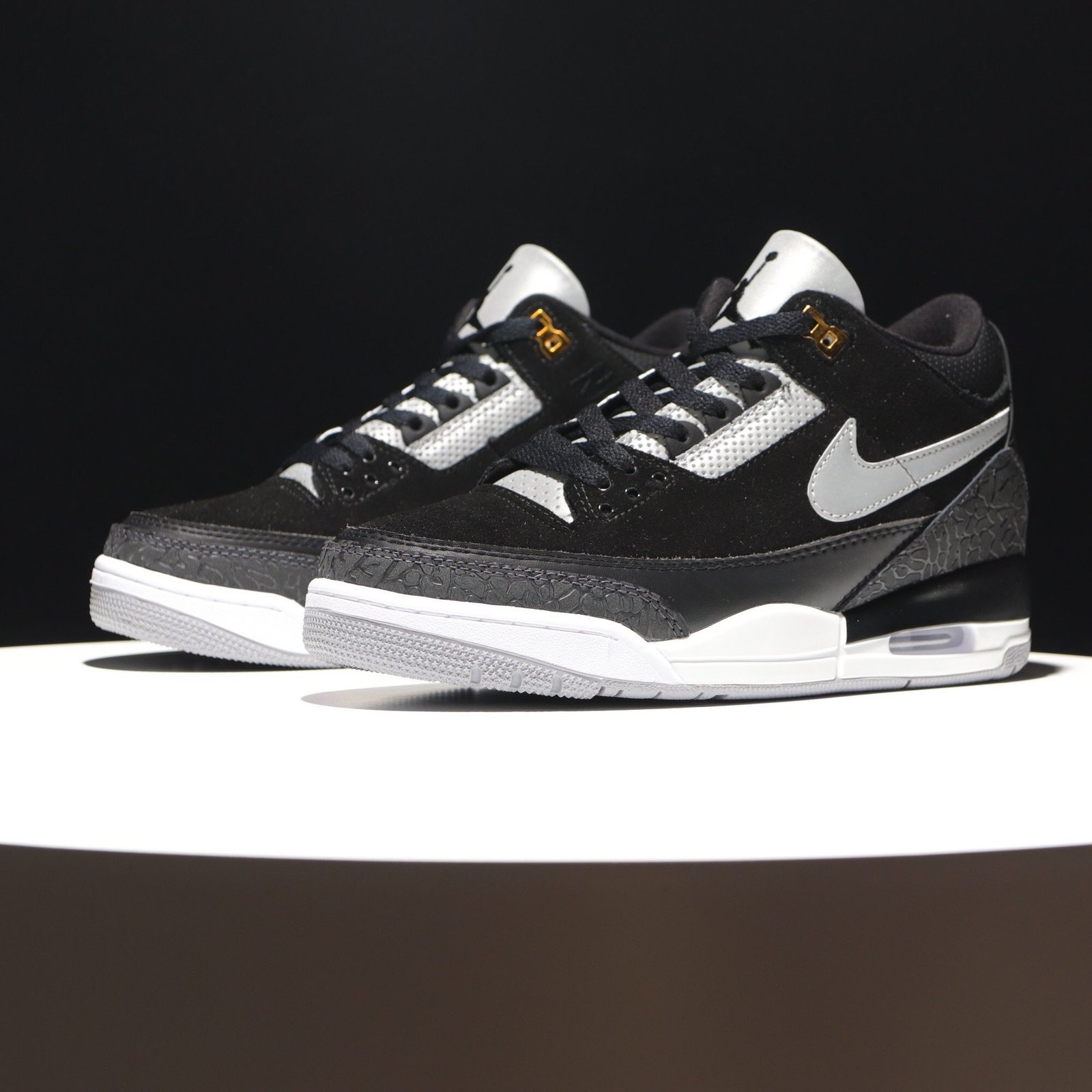 Air Jordan 3 Black Cement - Image 6