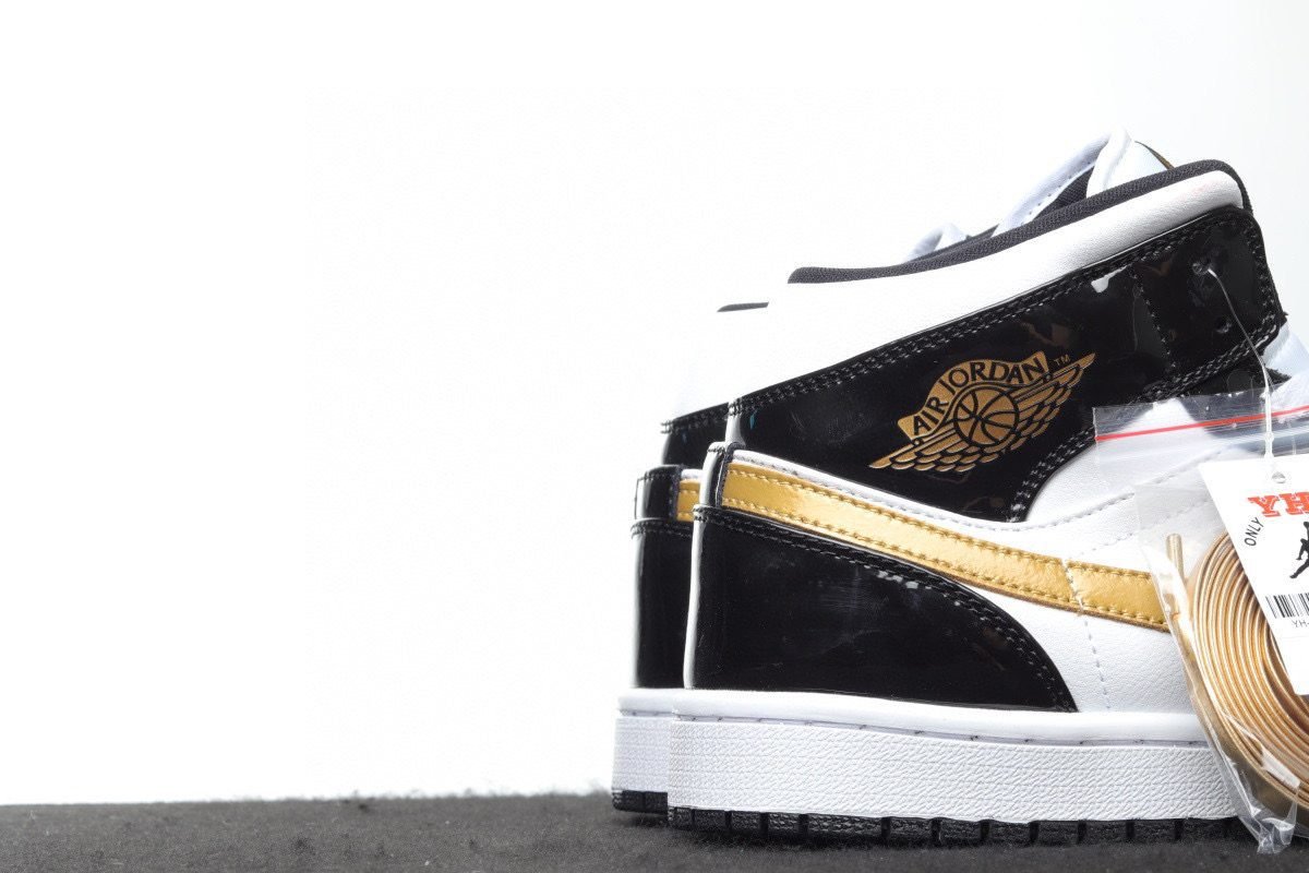 AIR JORDAN 1 MID Black Metallic Gold - Image 6