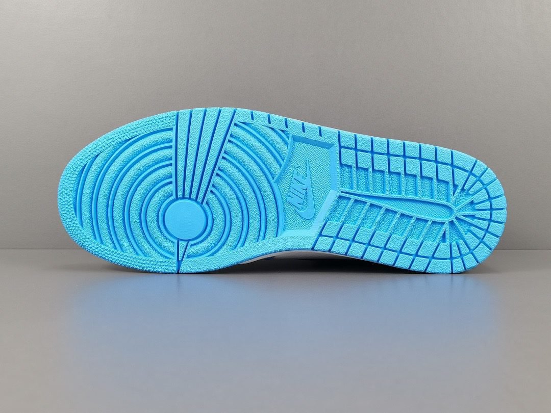 Jordan 1 Retro High OG University Blue - Image 7