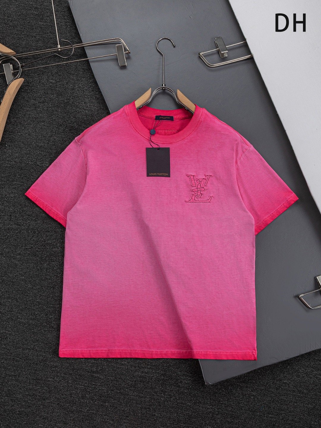 Louis Vuitton T-shirt Shaded - Image 2