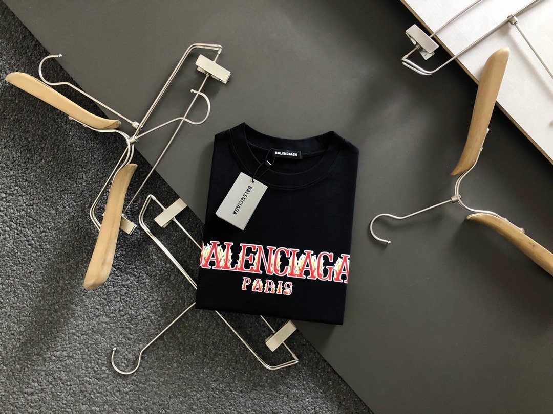 Balenciaga T-Shirt Flame Logo Paris - Image 2