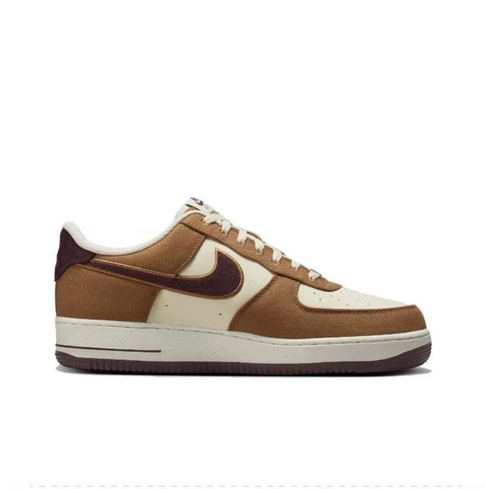 Nike Air Force 1 ’07 LV8 - Image 2