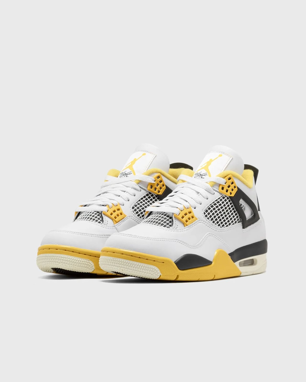 Air Jordan 4 Retro Vivid Sulfur - Image 2