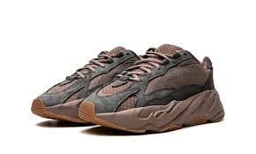 Adidas Yeezy Boost 700 V2 Mauve - Image 2