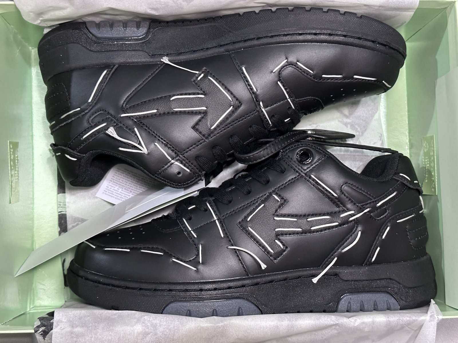 OffxWhite Nero Stitches - Image 3