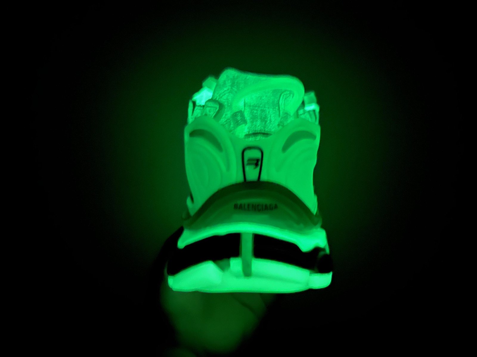 Balenciaga Runner fluoroscent white - Image 2