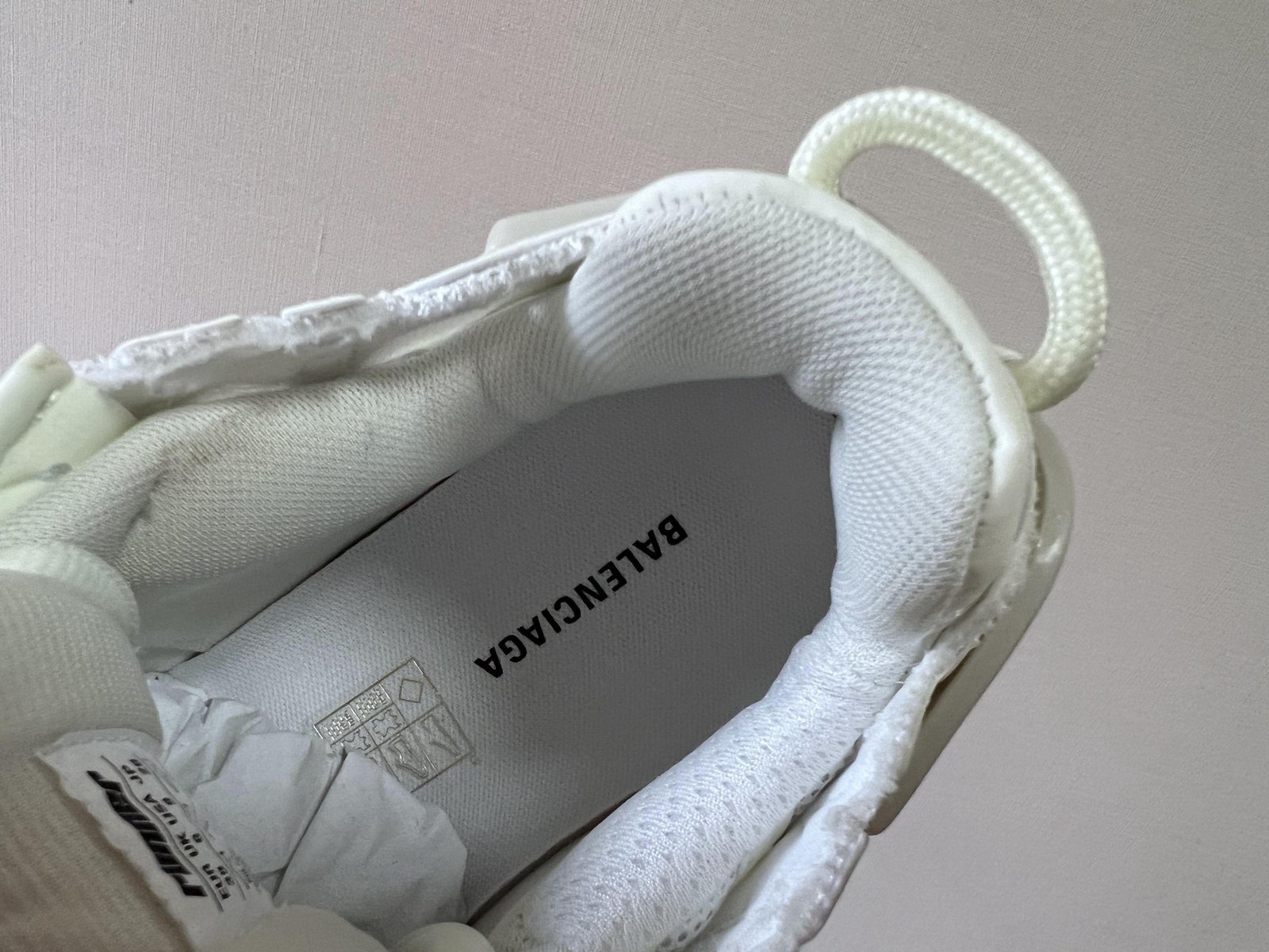 Balenciaga Runner fluoroscent white - Image 6