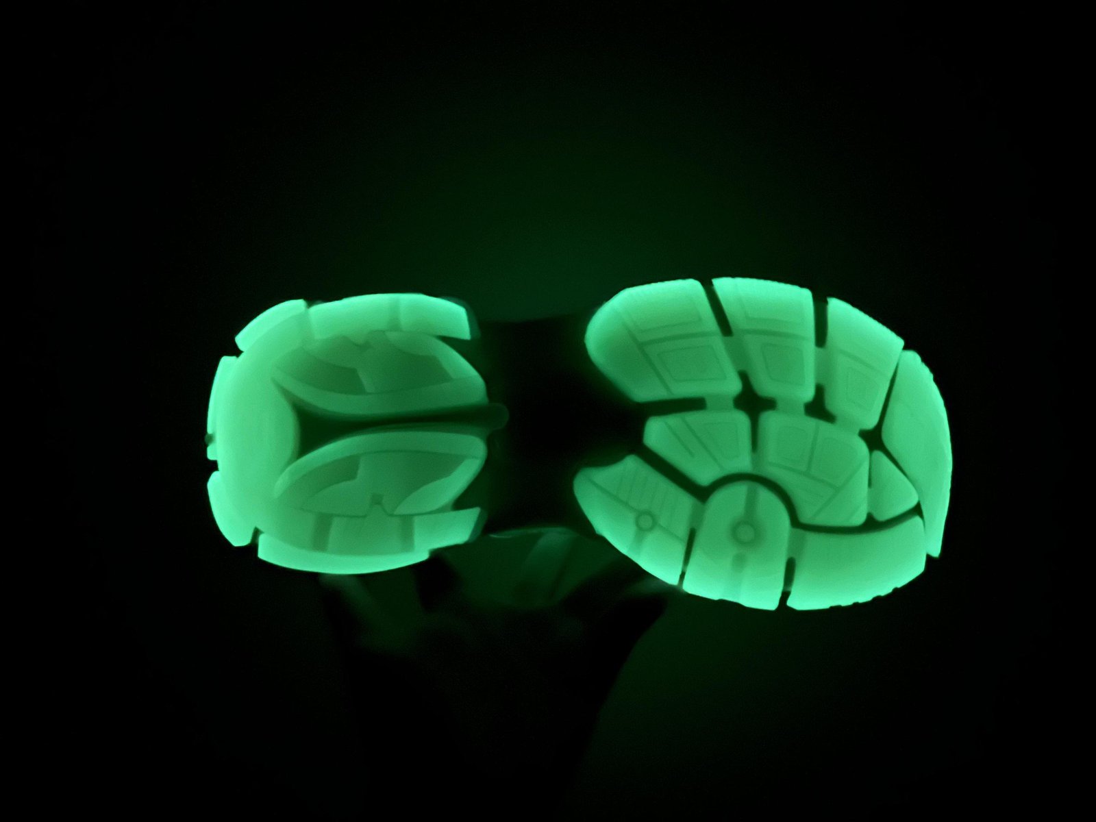 Balenciaga Runner fluoroscent white - Image 3