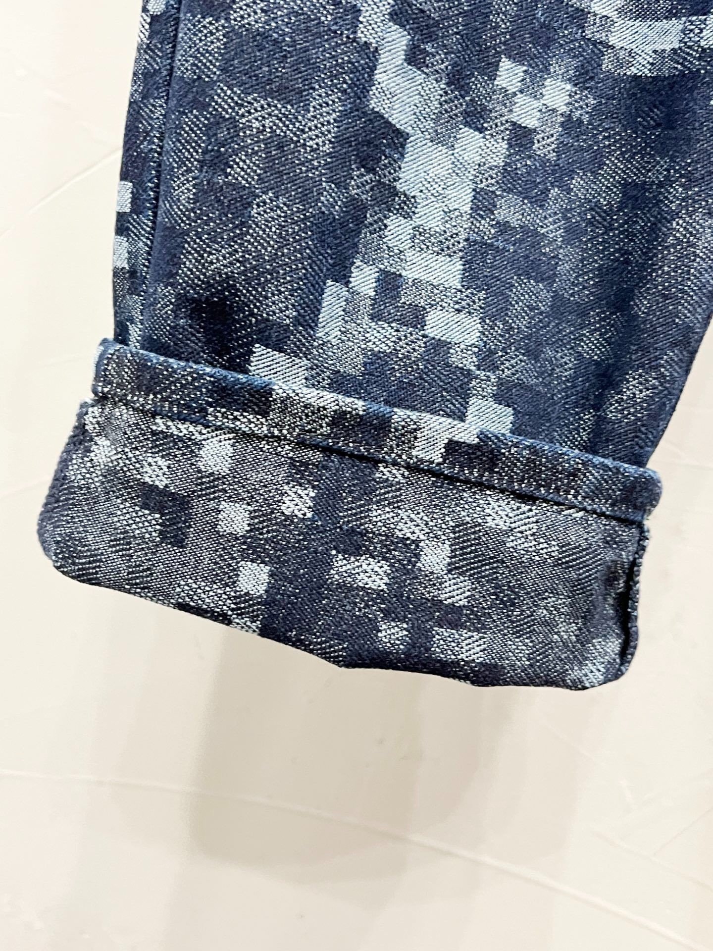 Louis Vuitton Jeans Damier Pixel Dark Blue - Image 8