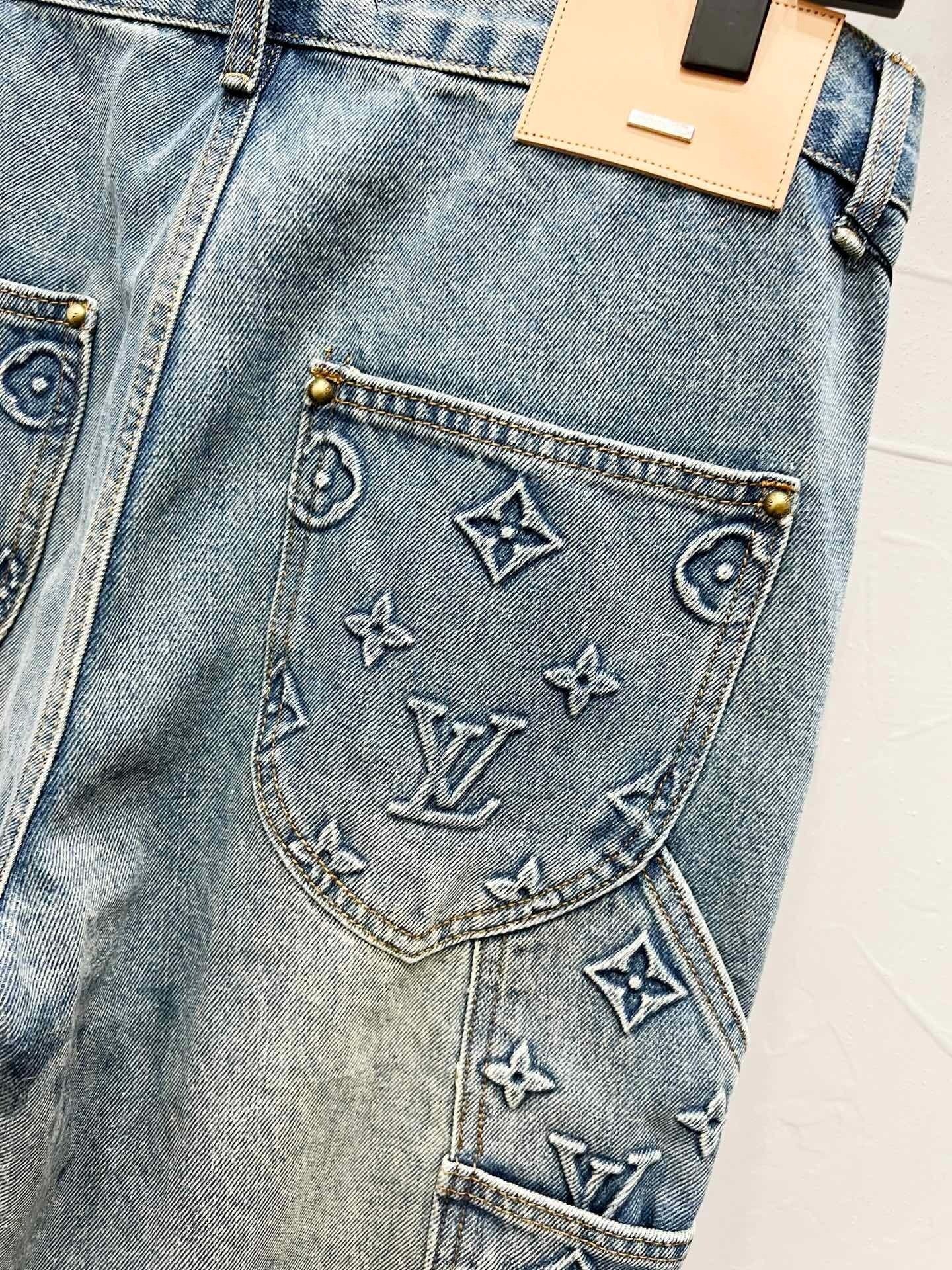 Louis Vuitton Jeans Monogram Carpenter Patch Light Blue - Image 4