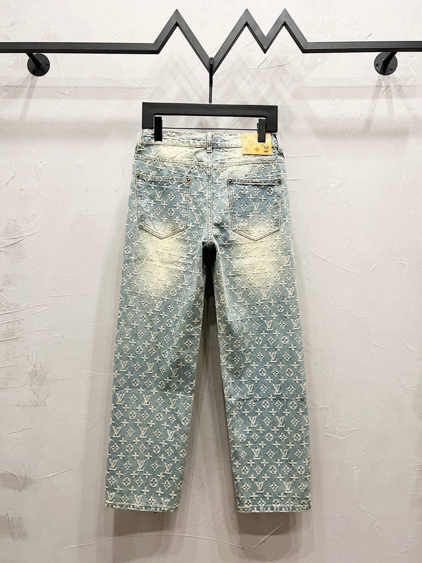 Louis Vuitton Jeans Monogram Bleached Washed Light Blue - Image 2