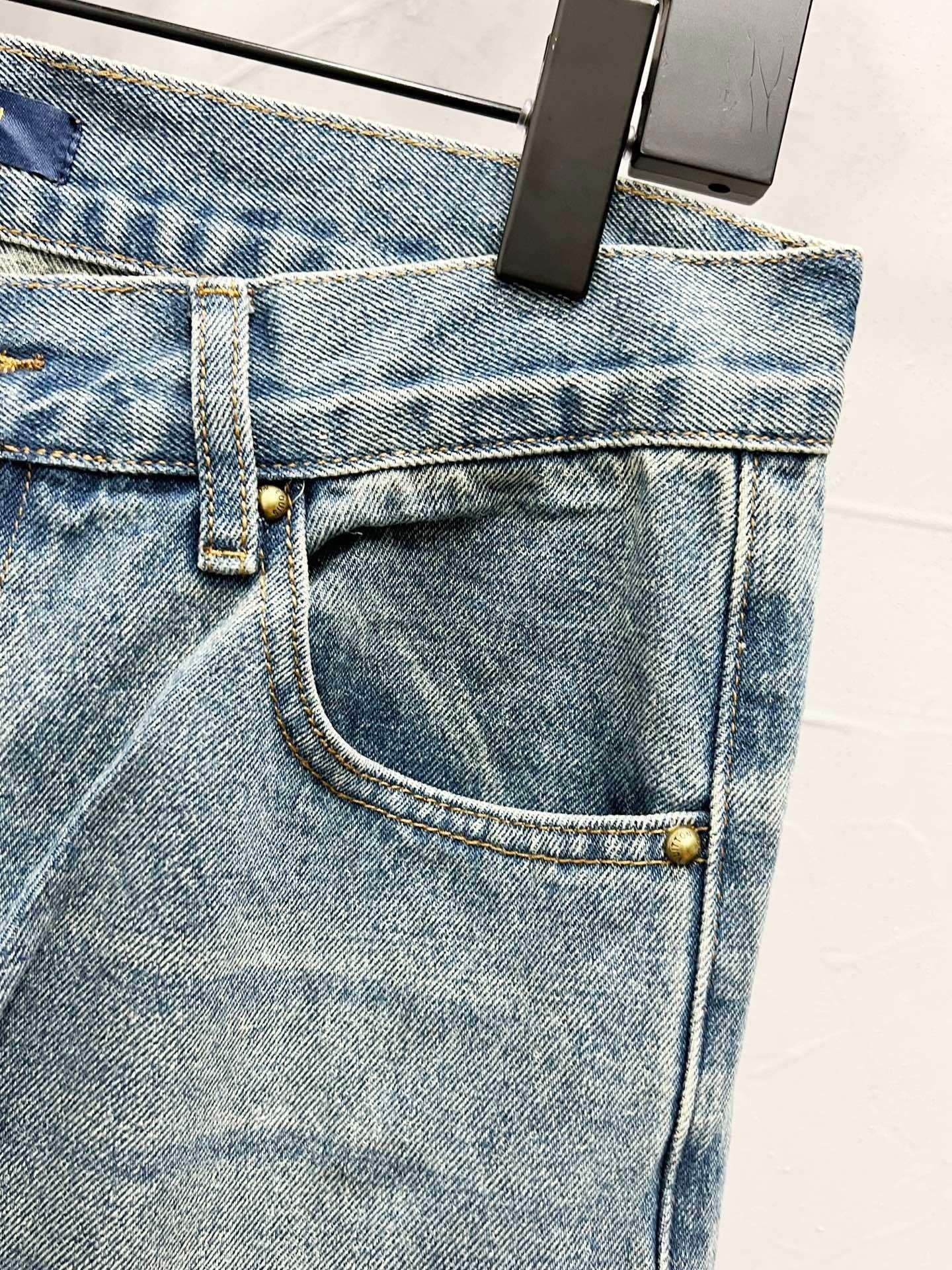 Louis Vuitton Jeans Monogram Carpenter Patch Light Blue - Image 6