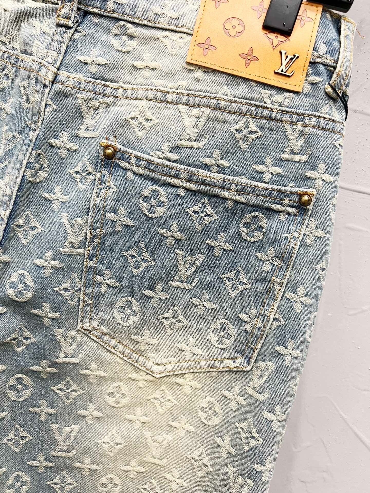 Louis Vuitton Jeans Monogram Bleached Washed Light Blue - Image 3