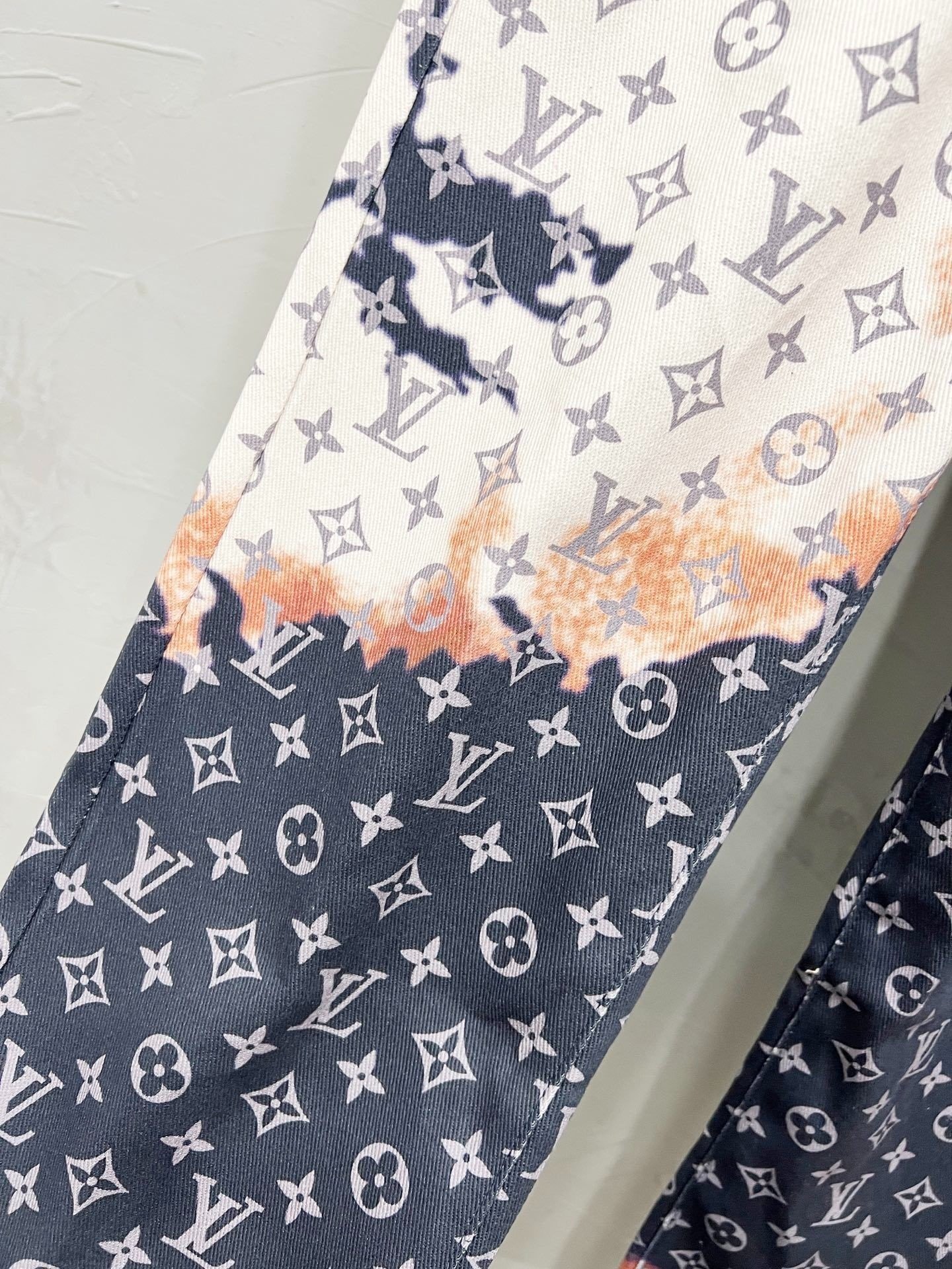 Louis Vuitton Jeans Monogram Bleached Flame - Image 7