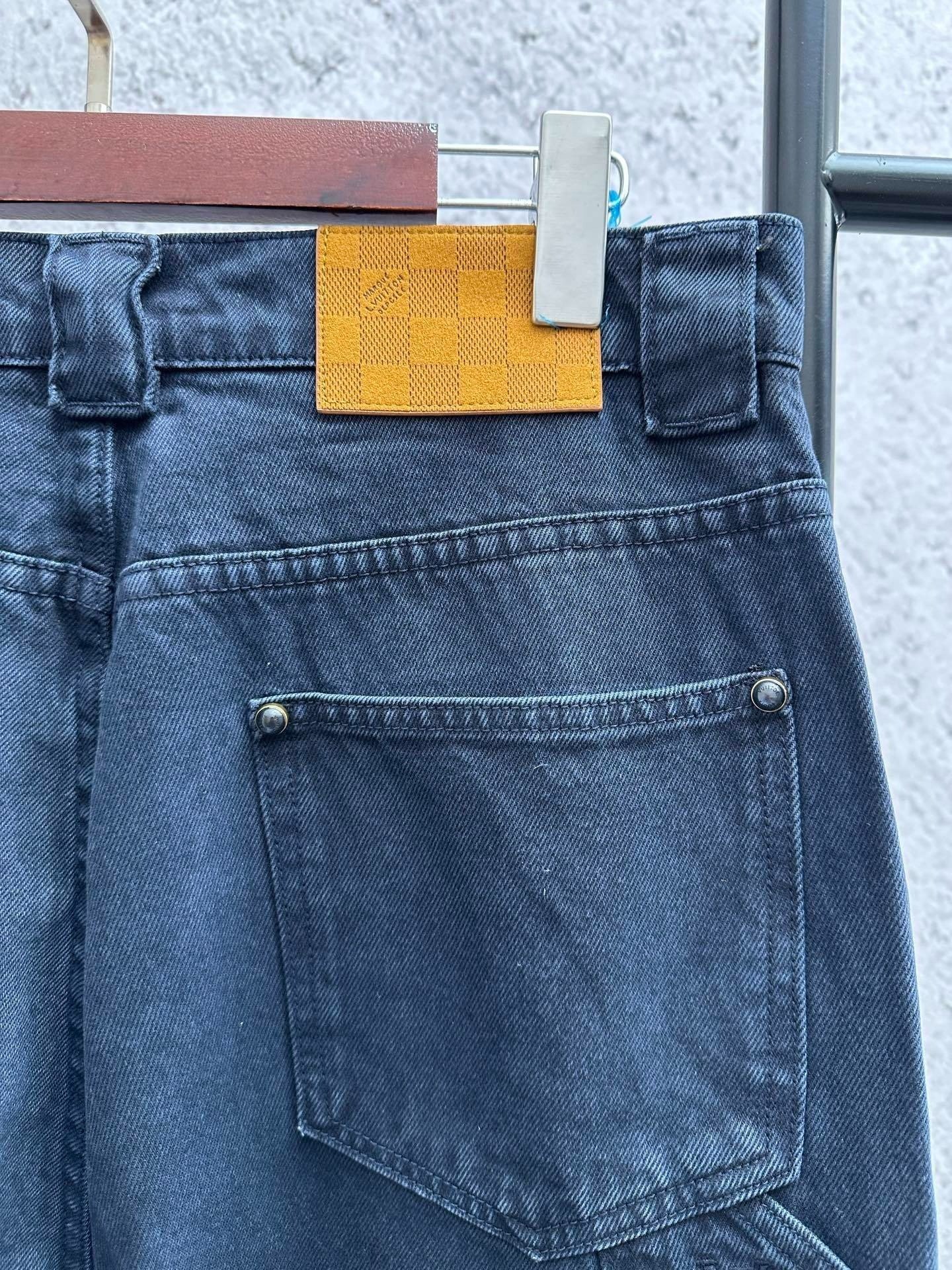 Louis Vuitton Jeans Carpenter Washed Navy - Image 3