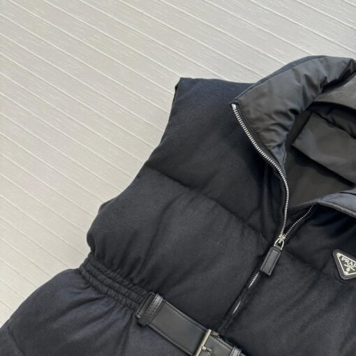 gilet imbottito con cintura