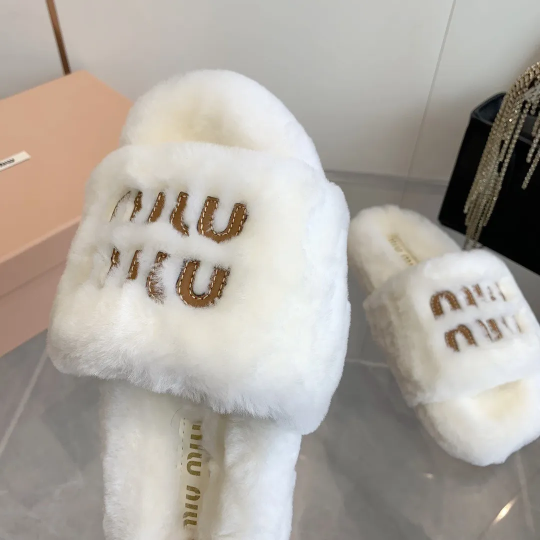 Miu Miu Shearling Logo Slides Wit - Image 7