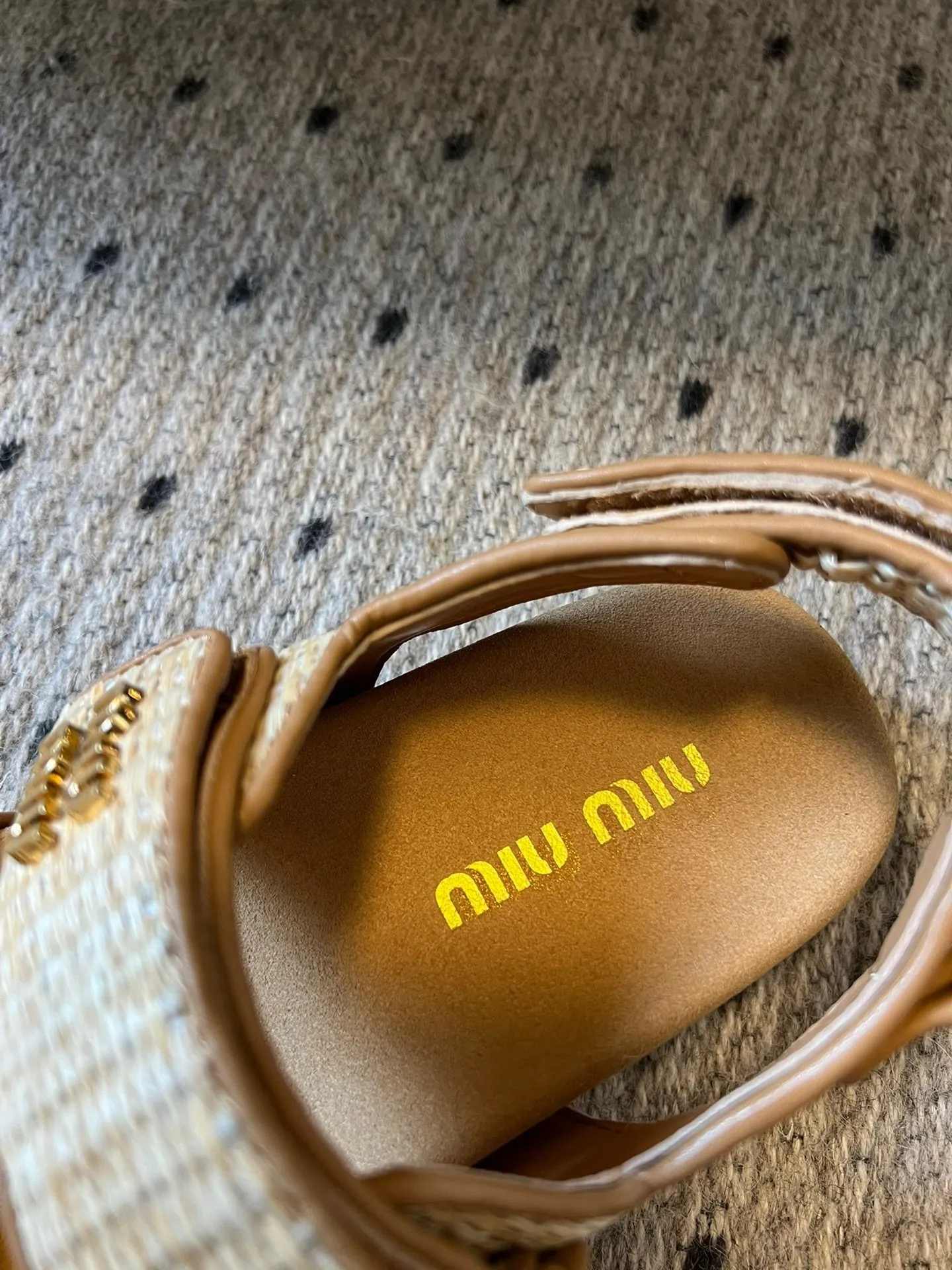 Miu Miu Raffia Platform Sandalen Naturel - Image 7