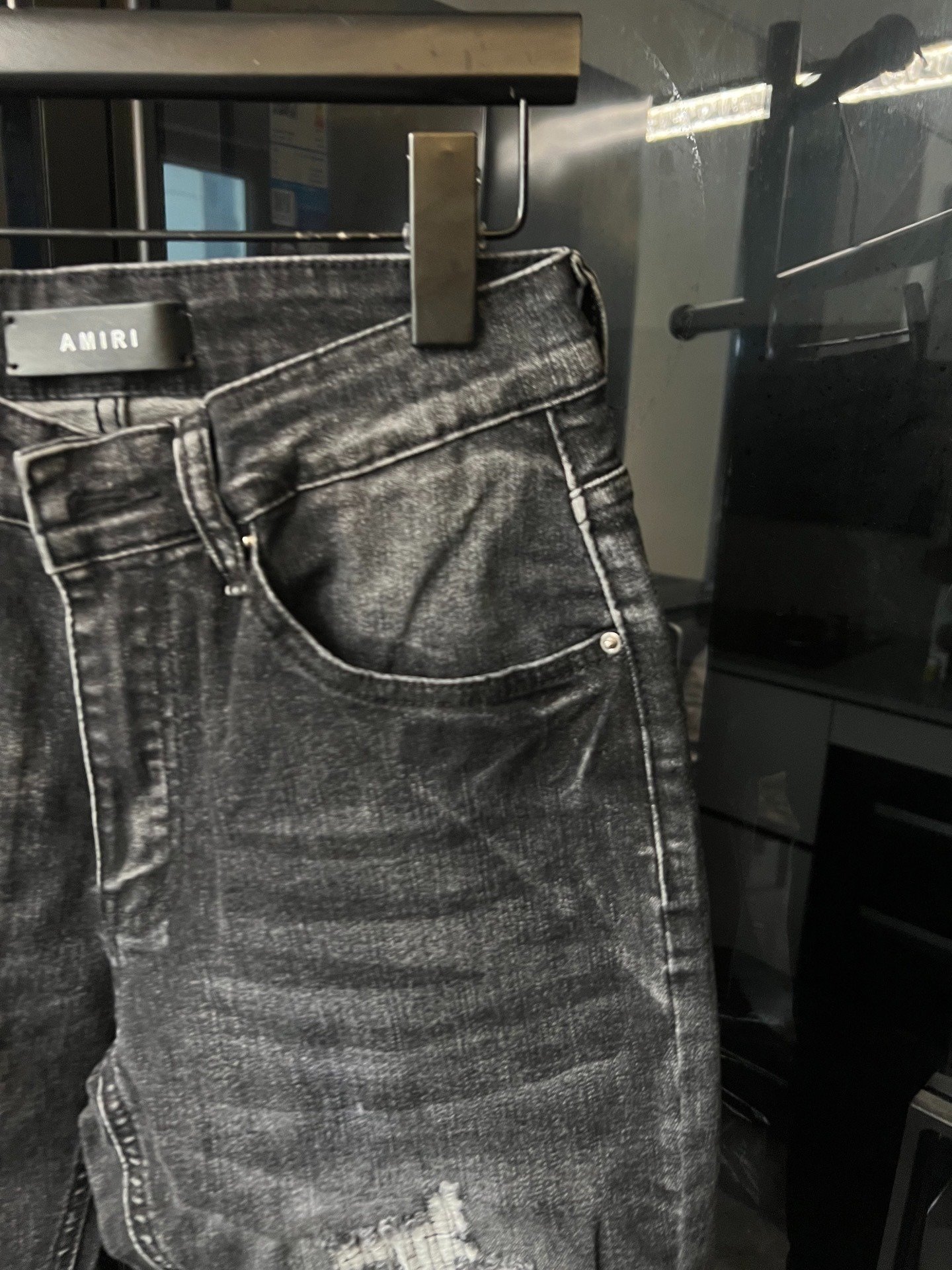 AMIRI Varsity Letter Patch Jeans Wit text - Image 5