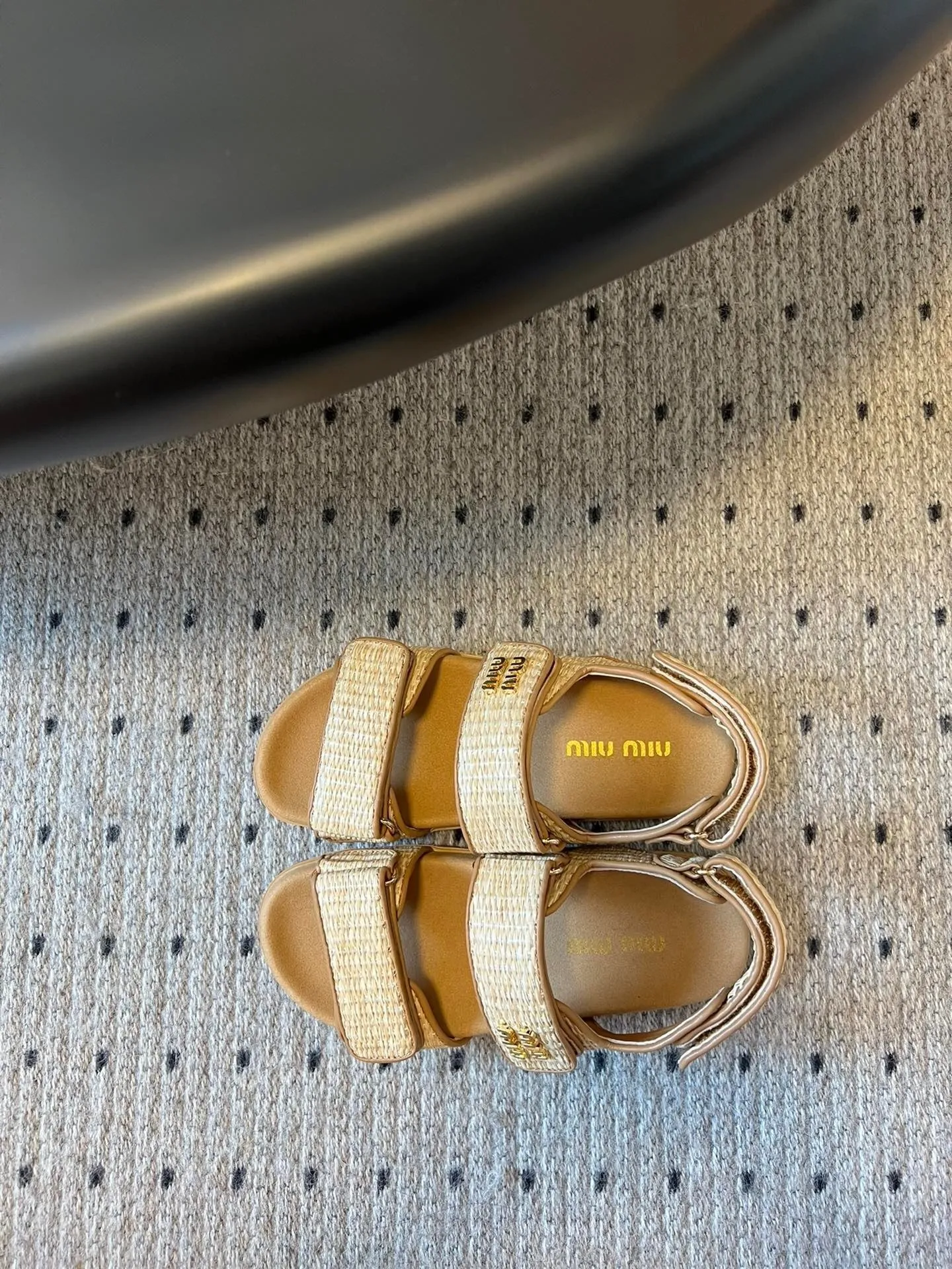 Miu Miu Raffia Platform Sandalen Naturel - Image 10