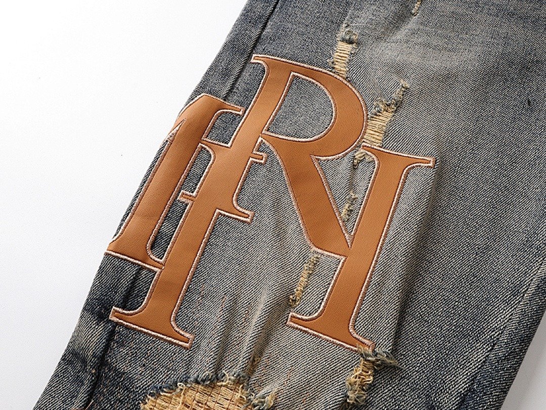 Amiri Staggered Logo Jeans 19 - Image 10