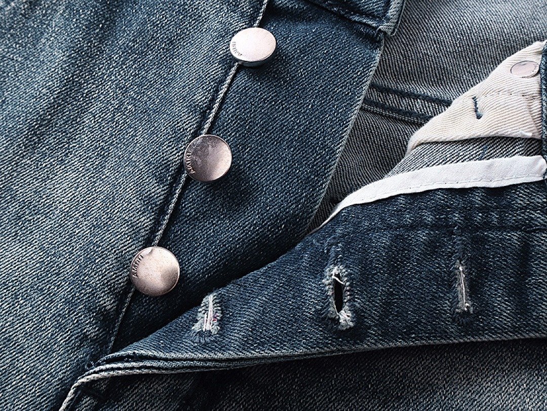 Amiri Crystal Cross Patch Jeans 13 - Image 10